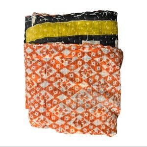 Handmade vintage kantha quilt 55”x85”